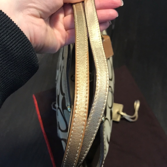 Coach Signature Bus Tote - Picture 3 of 16